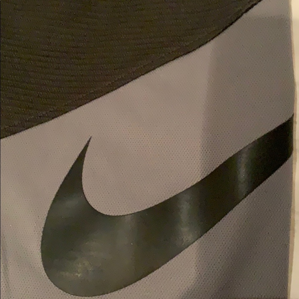 BOYS NIKE BASKETBALL DRI-FIT SHORTS- MINT! - Picture 3 of 9